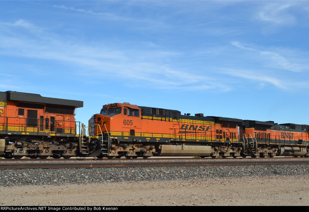 BNSF 605